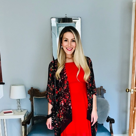 Meet your Posher, Lil' Bee! - Picture 2 of 16